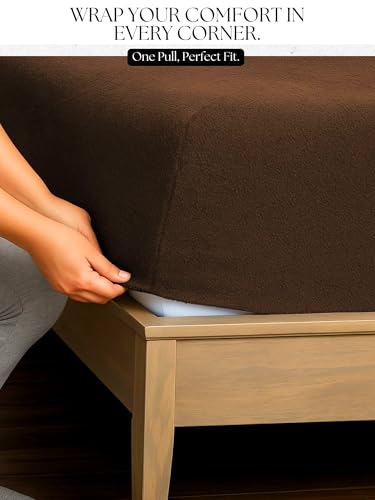 Image of VAS COLLECTIONS Luxury Warm Winter Elastic Fitted Bedsheet with 2 Pillow Covers - Ultra Soft Flannel Velvet Touch, Cozy & Wrinklefree lintfree Size - 78x72+10 Inches (Dark Brown)