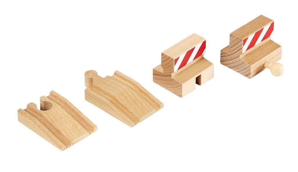 Amazon.com: BRIO World 33385 - Stop and Ramp Track - 4 Piece