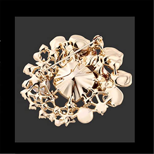 Broche fleur ethnique pour fermer un pull sans boutonnière