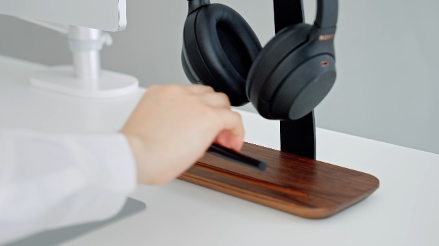 Supporto Cuffie In Legno Di Noce - Porta Cuffie Da Tavolo Con Base Per Penne - Foto 9