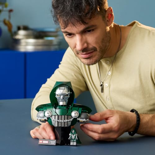LEGO Marvel Buste du Docteur Doom 76345