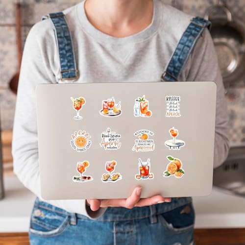 Aperol Geschenk – 50 Stück Aperol Spritz Sticker Set, Bunte DIY Aufkleber für Glas, Flasche, Notizbuch, Deko & Party, Sommerliche Sticker im Aperol Design