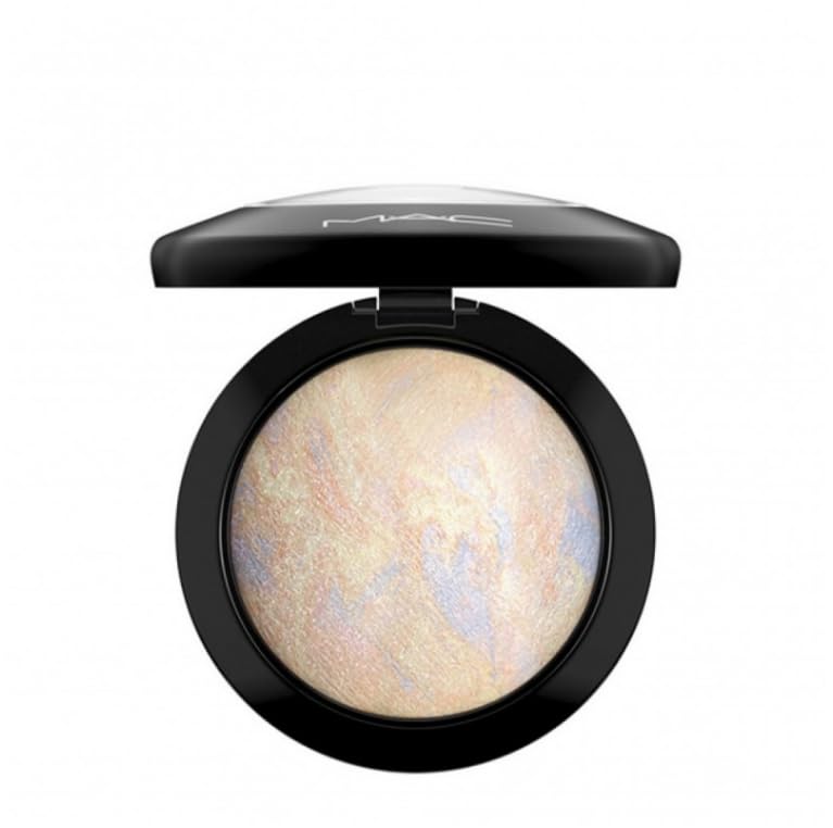 MAC Cosmetics MINERALIZE SKINFINISH LIGHTSCAPADE Multi-Mineral Complex que aporta brillo a la cara y al cuerpo 10 gr