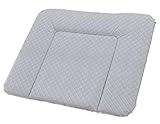 Kombinierbar mit passenden Accessoires für gute Organisation am Wickeltisch: Waschschüssel mit 2 Kammern (Art.-Nr. 200060001) und Kamm und Bürste (Art.-Nr. 20059026601) für zartes Babyhaar