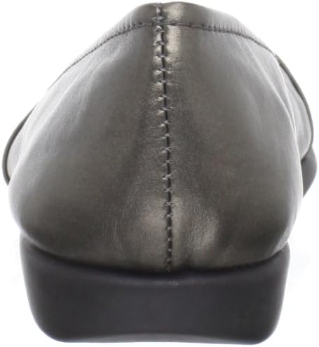 Easy Street Women's Giddy Ballet Flat
