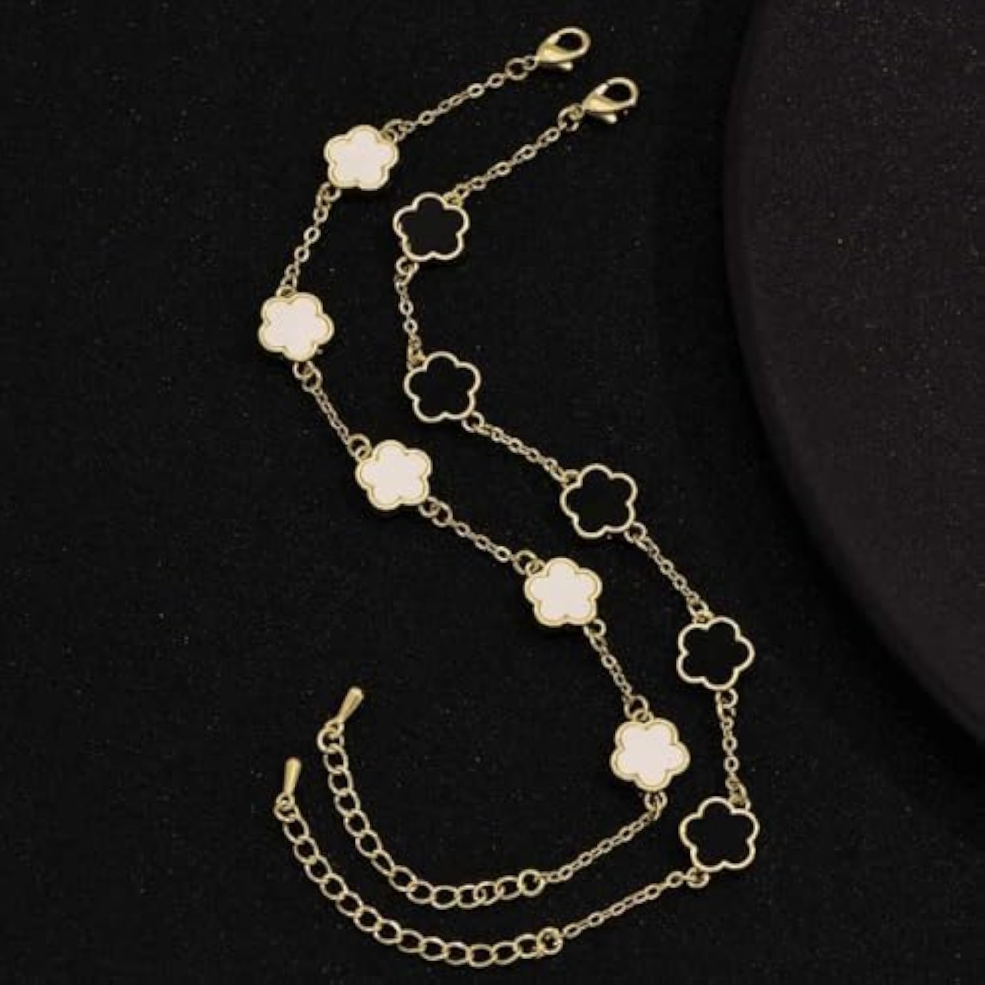 2PC Plated Bracelet with Classic Five Flower