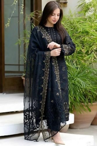 Image of ROYALICA Women's Black Embroidered Georgette Pakistani Suit Set with