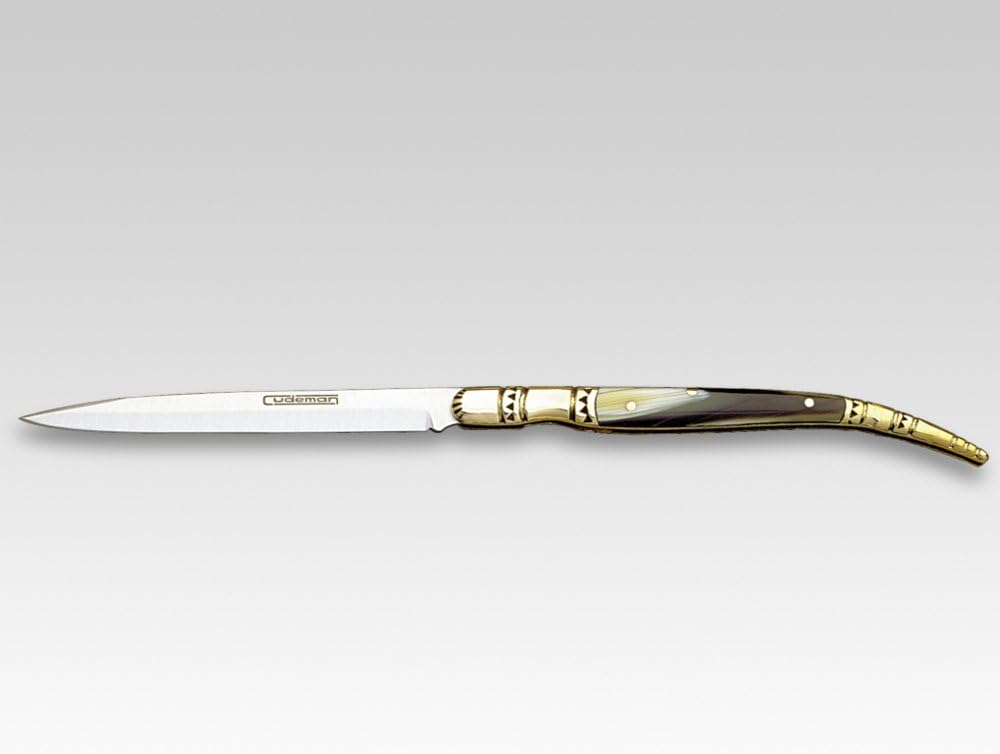 coltelli a serramanico