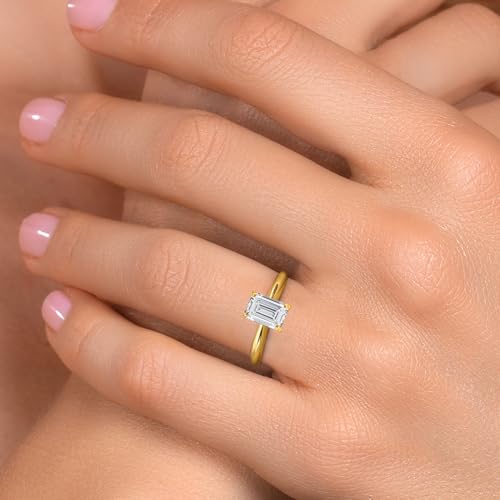 Gem Stone King 10K Yellow Gold Lab Grown Diamond Engagement Ring For Women | 0.65 Cttw | Emerald Cut 6X4MM | Gemstone April Birthstone | DEF Color | VVS-VS Clarity | Available in Size 5,6,7,8,94