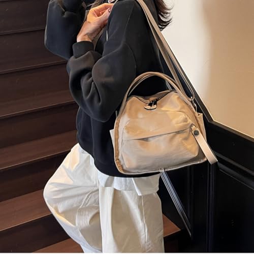 Sac à main avec sangle réglable aux finitions soignées et durables
