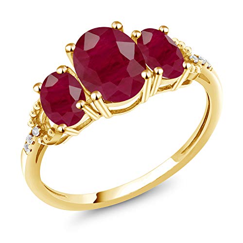 Gem Stone King 10K Yellow Gold Red Ruby and Diamond Accent 3-Stone Ring | 2.84 Cttw | Oval 8X6MM and 6X4MM | 3 Stone Wedding Engagement Anniversary Promise Ring For Women