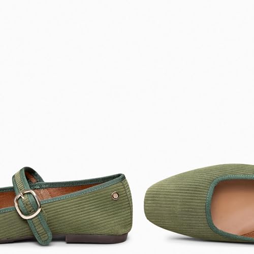 Zapatos planos miMaO en piel de serraje artesanal hecha en España 6