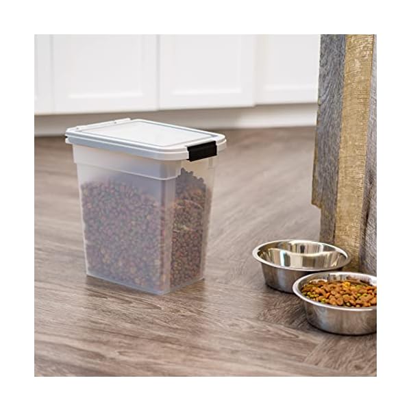 IRIS USA 10 Lbs / 12.75 Qt WeatherPro Airtight Pet Food Storage