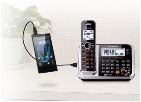 Panasonic KX-TG7875S base unit charging a smartphone via USB