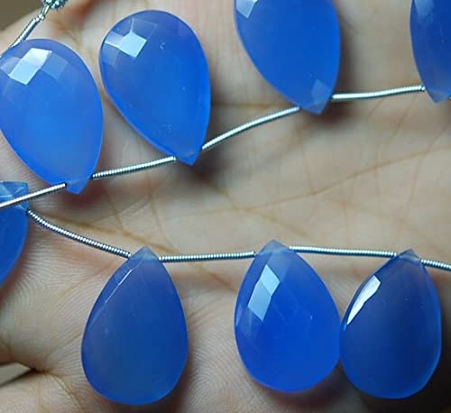 Calcédoine bleue poire briolette pour créer vos parures d'été élégantes