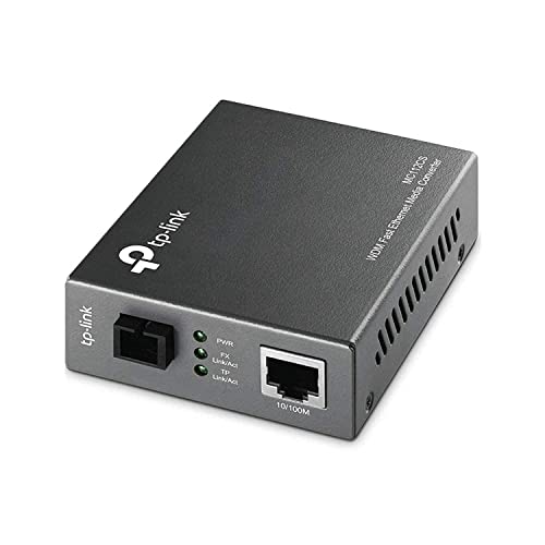TP-Link 10/100 Mbps WDM Media Converter, Complies with 802.3u 10/100Base-TX, 100Base-FX Standards Extends Fiber Distance Up to 20 km (MC112CS), 100 Mb