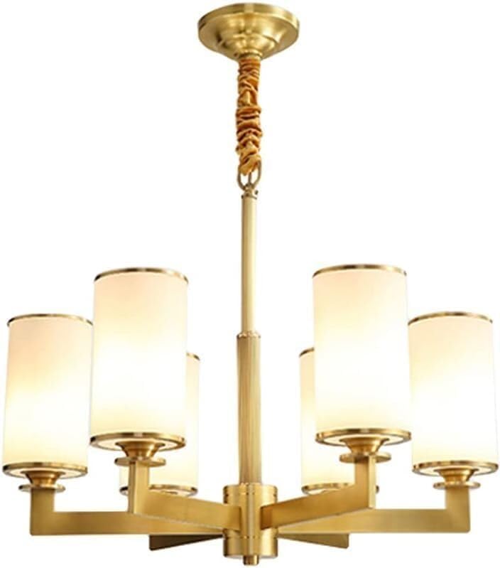 Chandelier antique pour illuminer et décorer une table de salle à manger