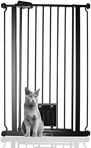 Bettacare Gate with Lockable Cat Flap Pressure Fitted Gate 75cm - 148.7cm Stair and Pet Gate (75cm - 84cm, White)