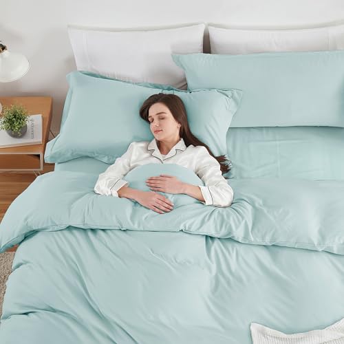 Image of Hearth & Harbor Light Blue Duvet Cover with Fitted Sheet Full Size | 4 Piece Soft Double Brushed Bedding Set, Button Closure, 1 Duvet Cover 80x90 Inches, 1 Fitted Sheet, 2 Pillow Shams