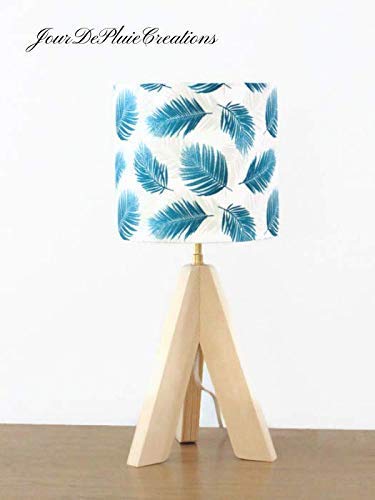 lampe trépied scandinave pied bois abat jour feuilles bleues exotique tropical lampe à poser tendance nordique idée cadeau noël anniversaire