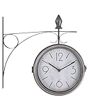 Couleur : blanc et argenté ; Matière : acier ; Matière secondaire : verre