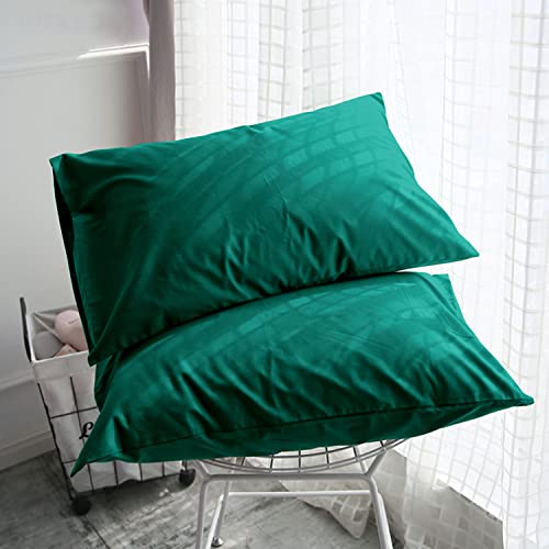 FLXXIE Microfiber Pillow Cases Standard Size, Soft Pillowcases with Envelope Closure, Wrinkle, Stain Resistant Pillow Covers, 20x26, Dark Green
