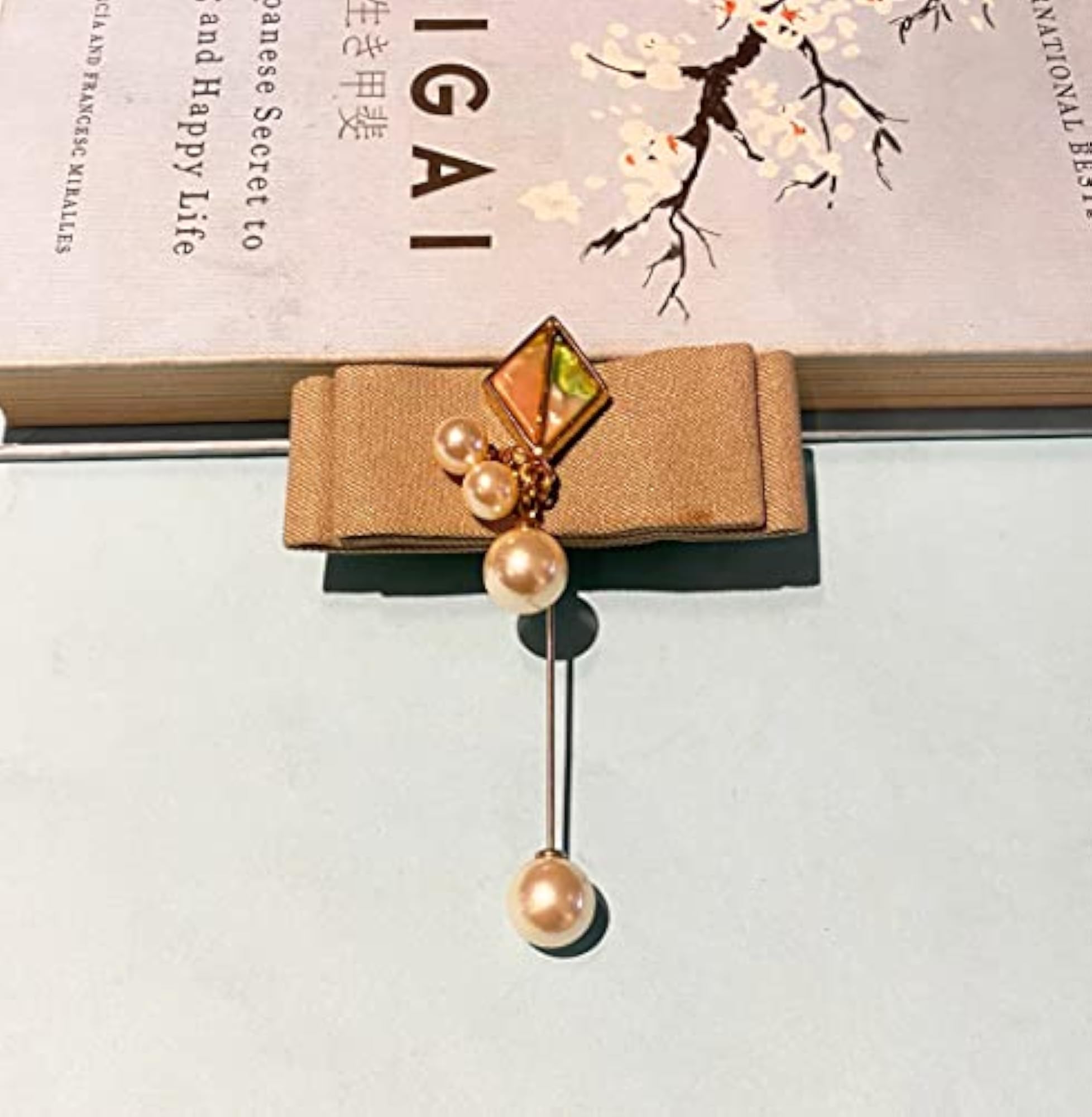 Unisex Pearl Pin Lapel Brooch, Elegant Accessory
