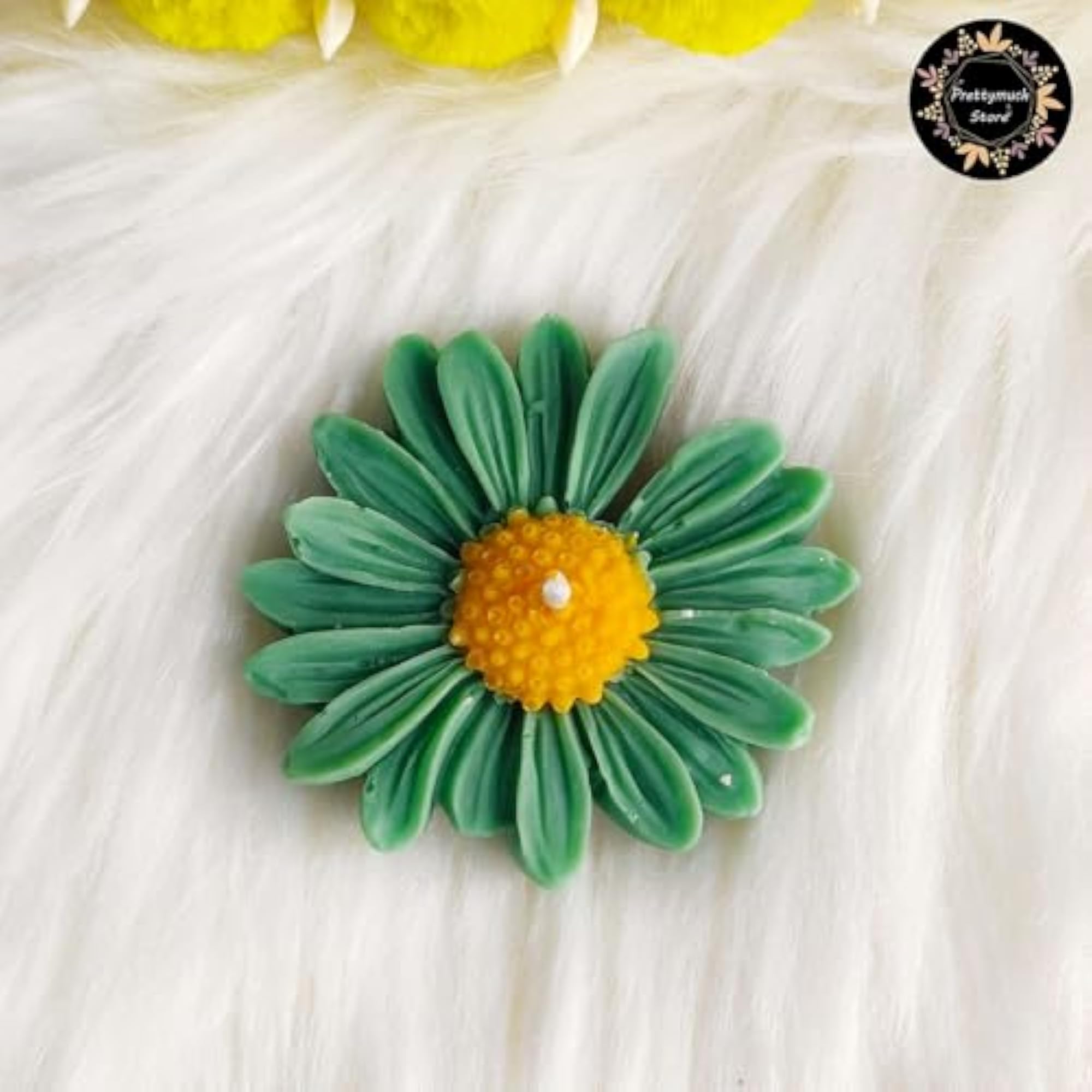 Daisy Glow Candle