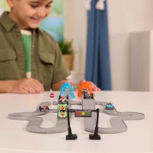 Driven by Battat - Toy Race Track Set - Racetrack with Launchers for Kids - 6 Mini Race Cars - 60+ Tracks & Accessories - 3 Years + - Image 3