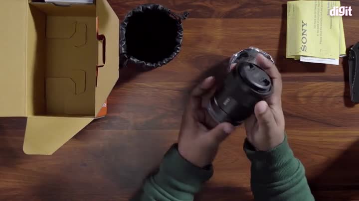 Sony E Mount Sonnar T* FE 55mm F1.8 ZA Full-Frame Lens (SEL55F18Z