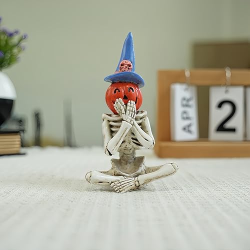 Citrouille squelette d'Halloween décor de bureau compact contre le manque d'espace