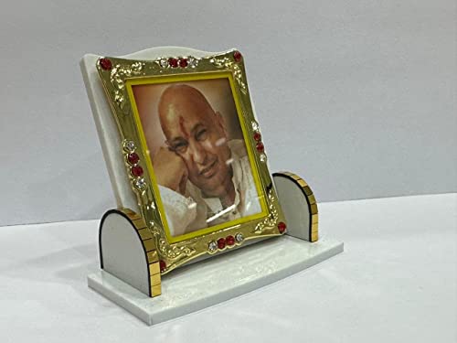 Image of Guru Ji CAR SWAROOP Dashboard Shukrana Guru Ji Home Decor,Office Table (Guruji Face) Desktop and Workplace (White)