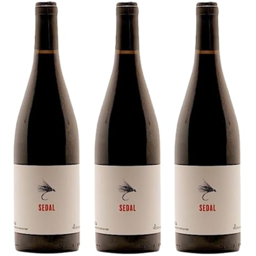 3 Viñerones Sedal Tinto - Vino con crianza de 9 meses en roble, expresivo y equilibrado, elaborado con Tempranillo, Garnacha y Viura, ideal para maridar carnes | 3 botellas