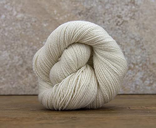 Revolution Fibers | Undyed White Organic Merino Sock Weight Yarn Hank | 100 Grams, Approx 350 Yards #TOP3