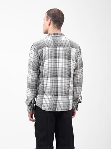 Image of THE INDIAN GARAGE CO Men Regular Fit Checkered Full Sleeves Cutaway Collar Casual Overshirt