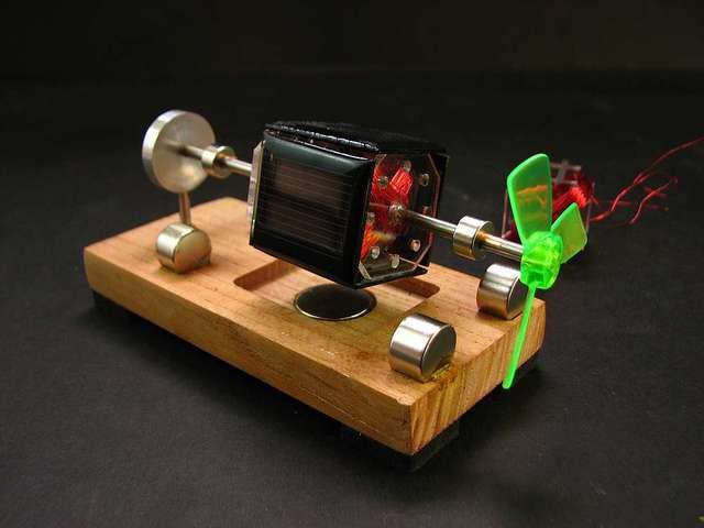 ТоуAE - DIY Mendocino motor kit Mаɡпеtiс levitation motor solar motor solar Тоу science Тоу kits (Assembled)