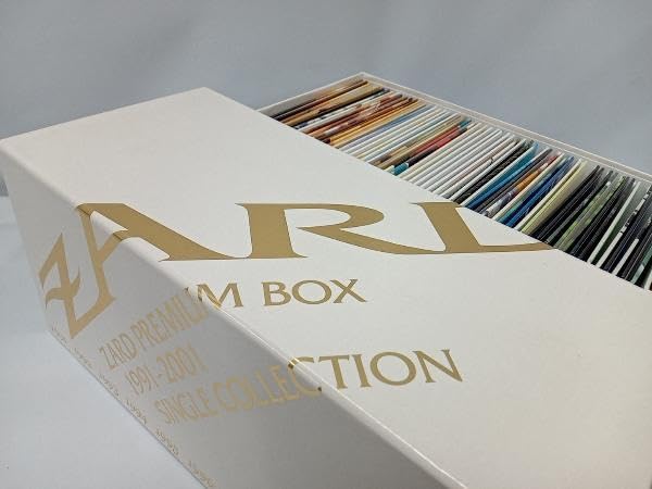 ZARD PREMIUM BOX 2002-2008 シングル・コレクション 31fYZ5t8AwL._UF350,350_QL50_.jpg