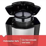 Cafetière à portion unique BLACK+DECKER, comprend une tasse de voyage lavable au lave-vaisselle (16 oz), CM618C Noir
