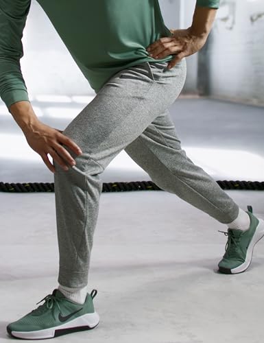 Image of Nike Men's Mid Rise Straight Fit Mesh Sweatpants