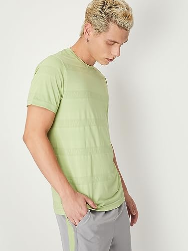 Image of Max Men's Solid Slim Fit T-Shirt
