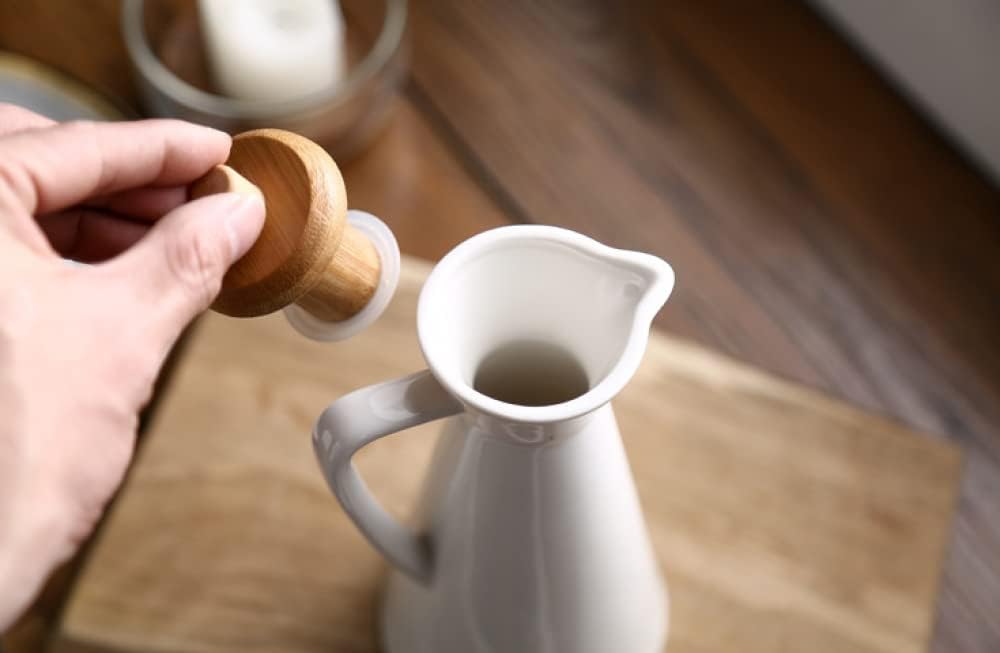 Large Capacity Ceramic Dispenser Bottle of Olive Oil Cruet Kitchen Porcelain Vinegar with Bamboo lid