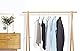 Amber Home 10 Stück 44,5cm Weiß Kleiderbügel aus Holz mit Breite Schultern(5.8cm), Robust und Glänzend Aufhänger mit Runde Stange für Anzug Jacke Mantel Hemd Hose