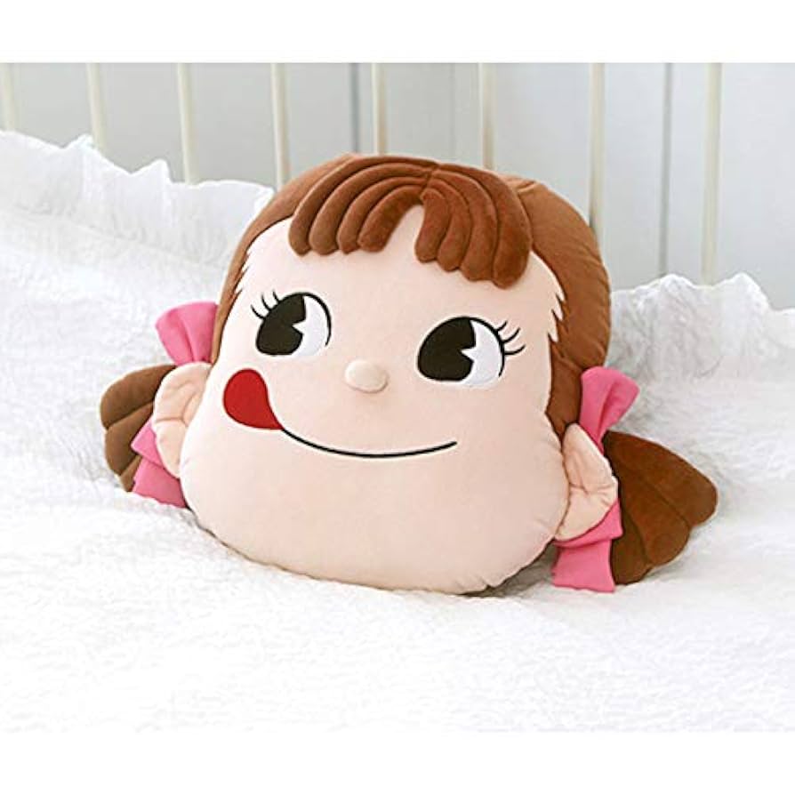 ペコちゃん抱きまくら & ペコちゃんフェイスクッション ペコちゃん抱きまくら & ペコちゃんフェイスクッション