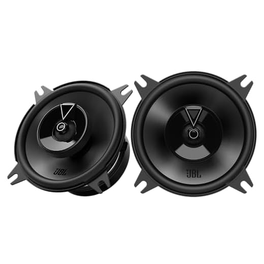 JBL Altavoz Club 44F Gen 3 - Altavoces Coche 10 cm de Harman Kardon para una Actualización Superior de Parlantes - 105W Máx, Alta Sensibilidad, Graves Intensos y Respuesta de Las Agudas Impresionante