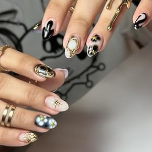 Black Press on Nails Flower False Nails ...