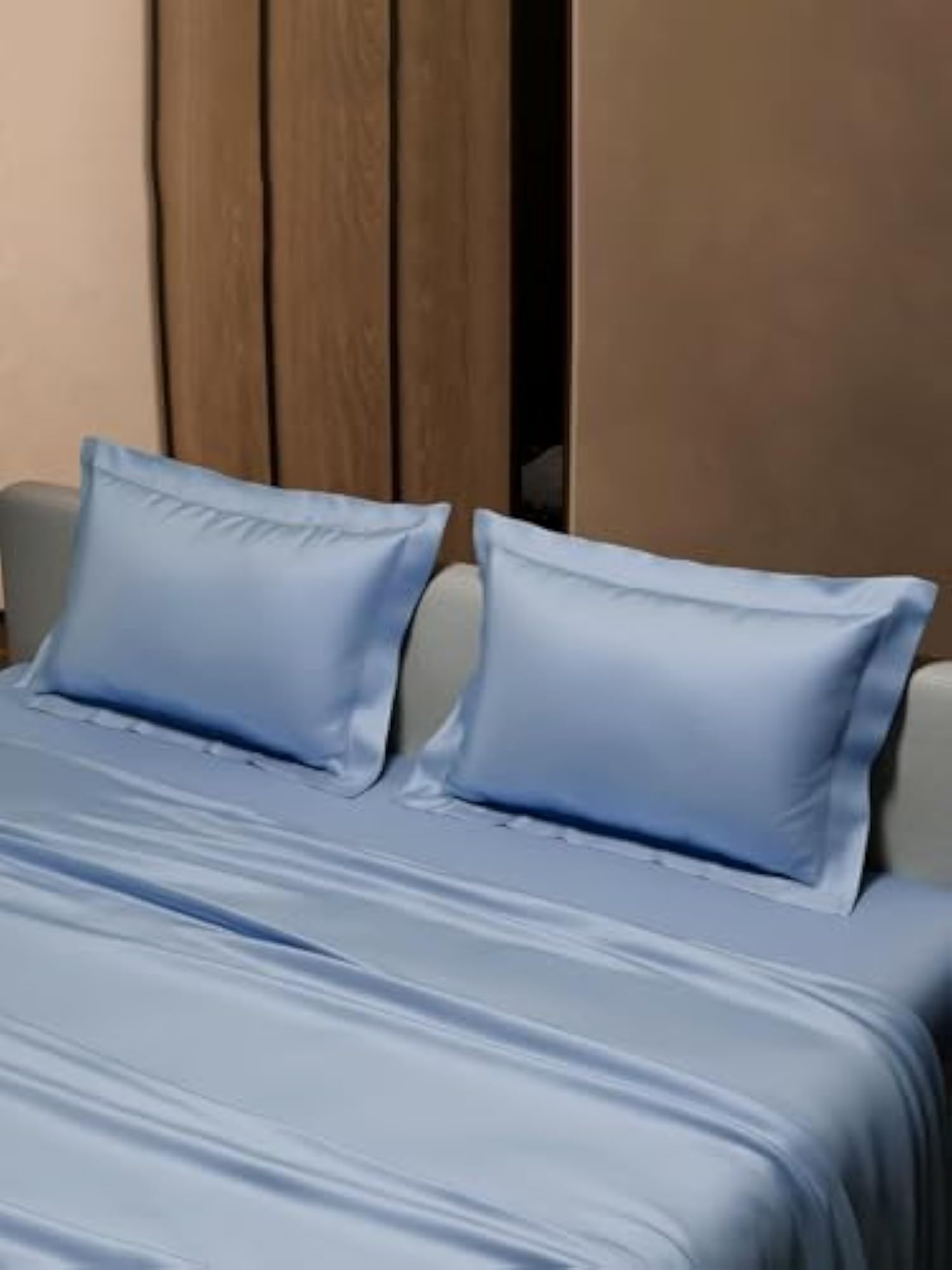 Extra Smooth Micro Fabric Double Bedsheet with 2 Pillow Covers