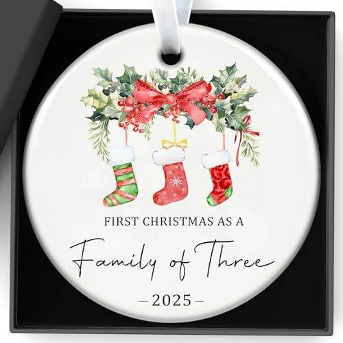 Christmas Ornaments Baby First Christmas Ornaments 2025 Girls Boys Personalized Our First Xmas As A Family of Three Ornament New Parents Gifts for Couples,Mom,Dad,Newborn Xmas Tree Decorations