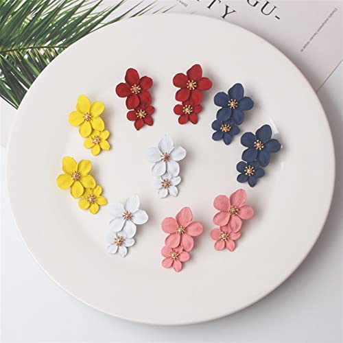 Boucles d'oreilles double couche légères : finis les bijoux lourds avec ce style fleur tendance