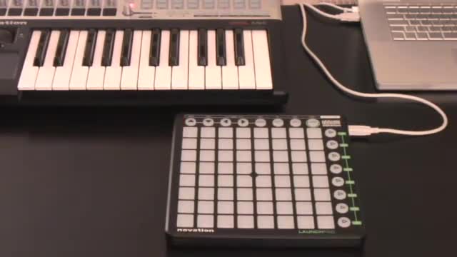 Novation Launchpad Mk2 : Amazon.co.uk: Musical Instruments & DJ