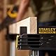 STANLEY FATMAX Unterstellböcke (aus Metall, mit klappbaren Metallbeinen, bis 900 kg belastbar, mit V-förmiger Nut, geeignet für STANLEY Einhandzwingen, 2 Stück) FMST1-75763